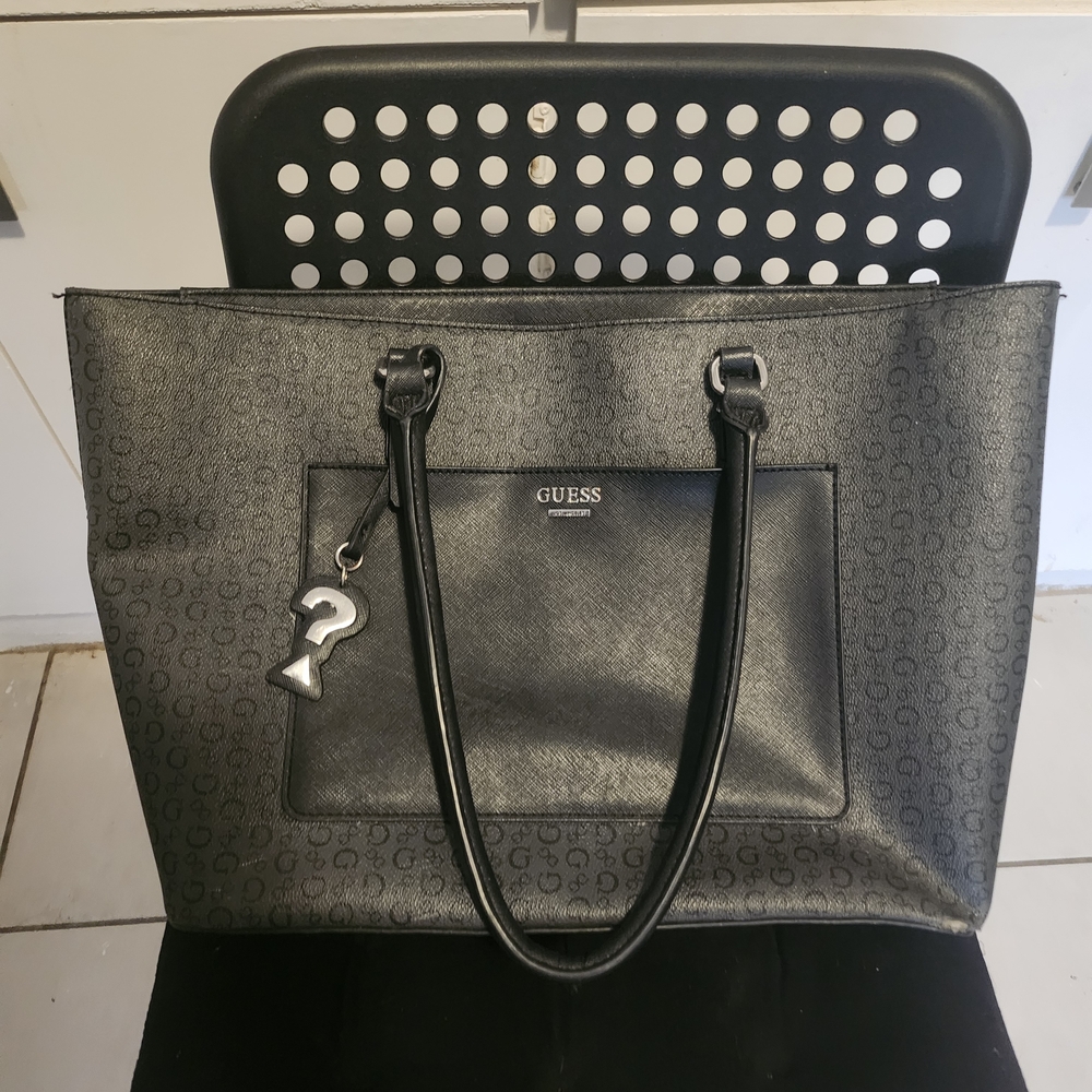 GUESS Black Signature Tote with Front Pocket and Charm